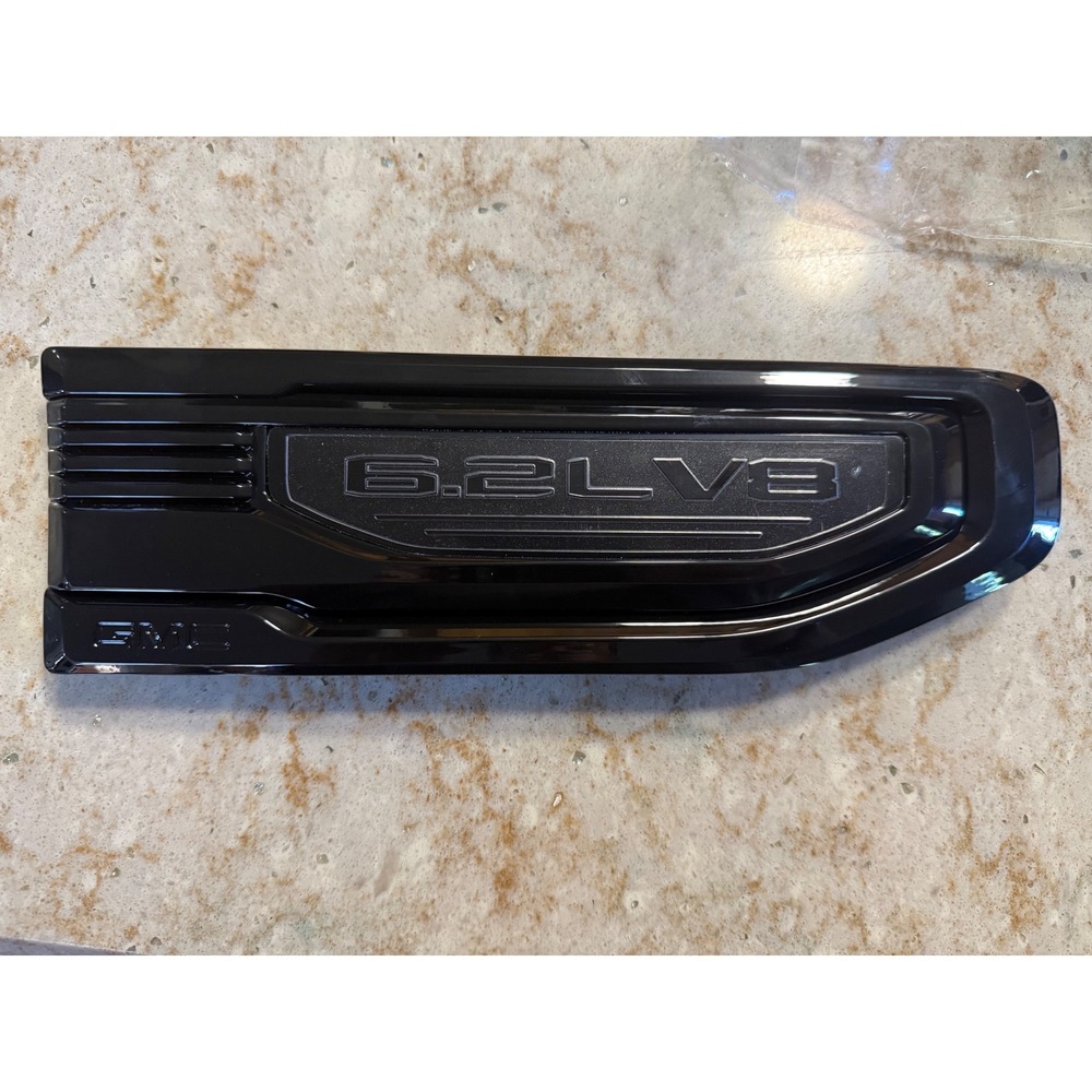GMC Sierra 6.2L V8 Passenger Fender Vent Emblem Gloss Black 84431313-3 T1XX